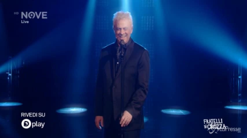 Crozza-Sting canta la sua ‘Message in a bottle’: “Attento una pattuglia!”
