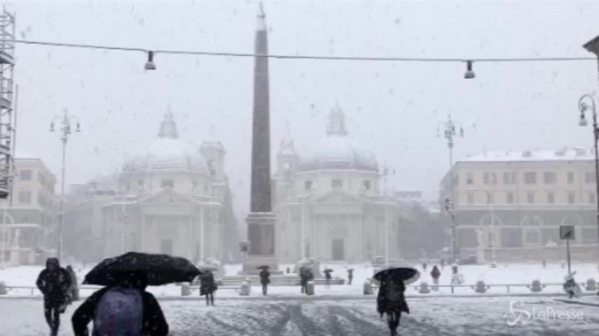 Maltempo, scuole chiuse a Roma anche domani