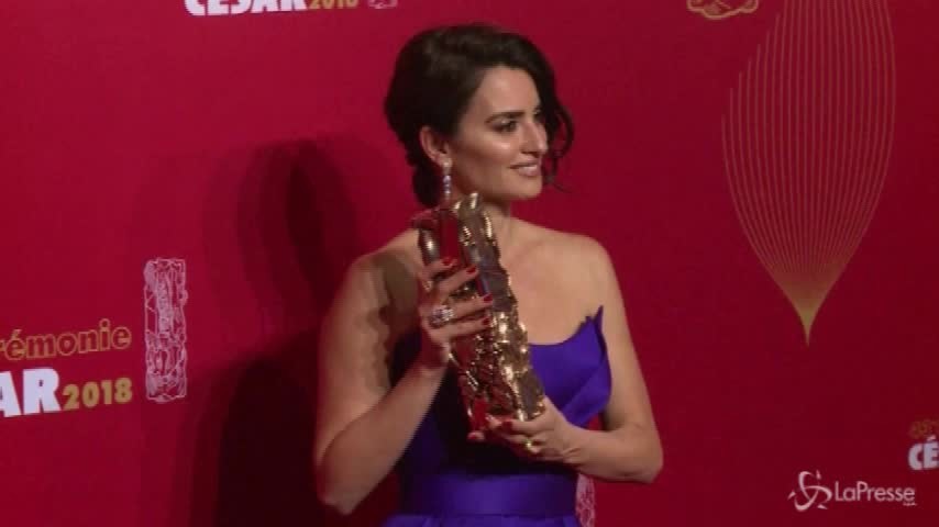 Cinema, ai César Penelope Cruz riceve il premio d’onore
