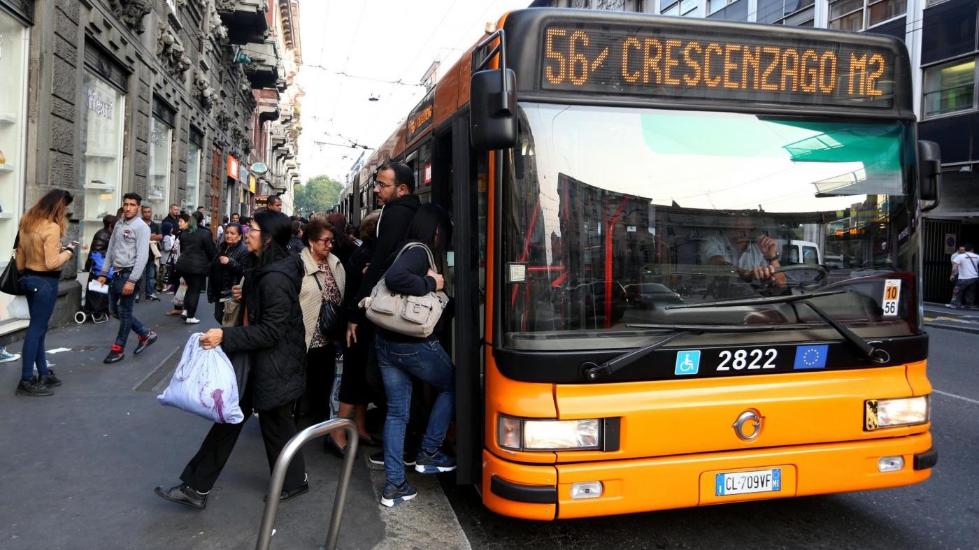 Legge di Bilancio, detrazioni sugli abbonamenti bus-treno e assegni più alti alle famiglie numerose