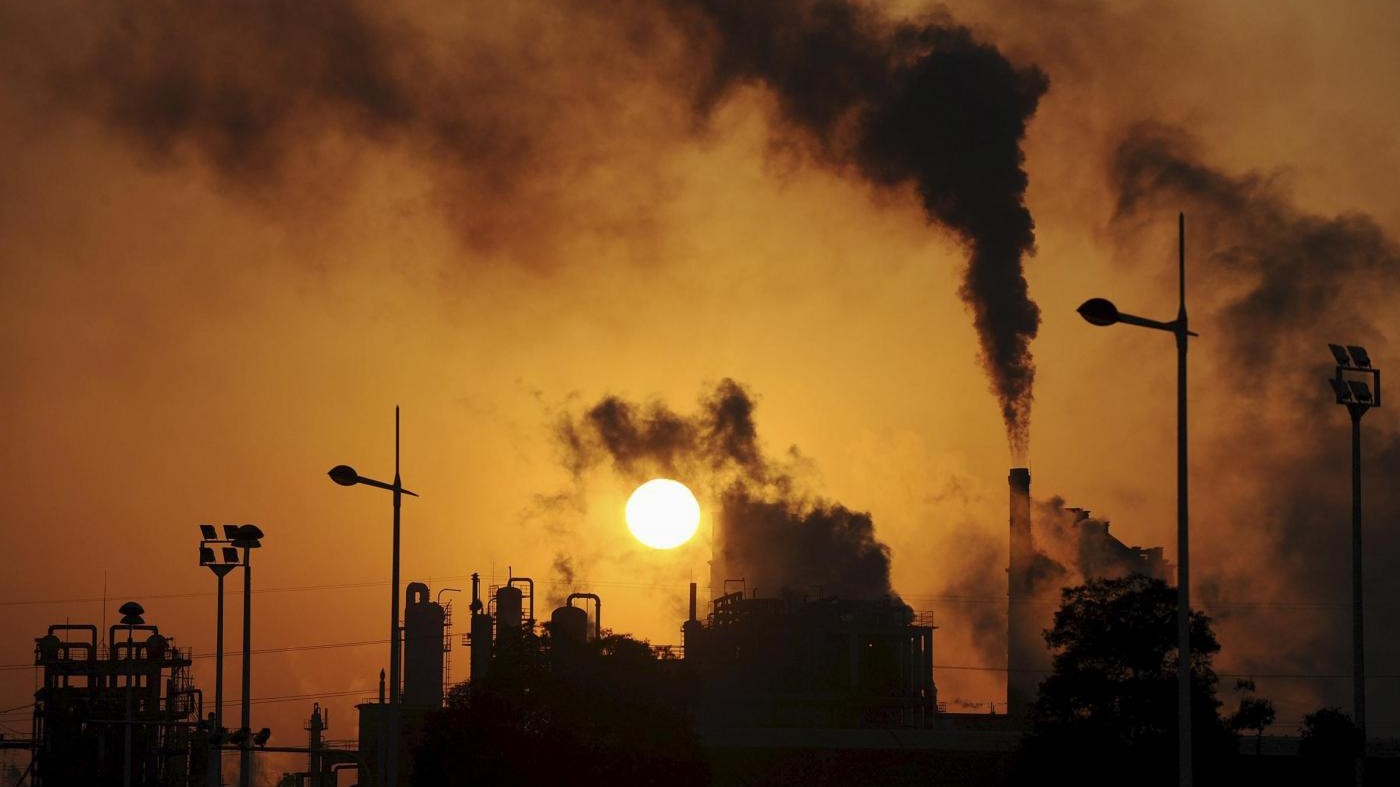 Allarme smog, nuovo record di CO2 nell’atmosfera nel 2016