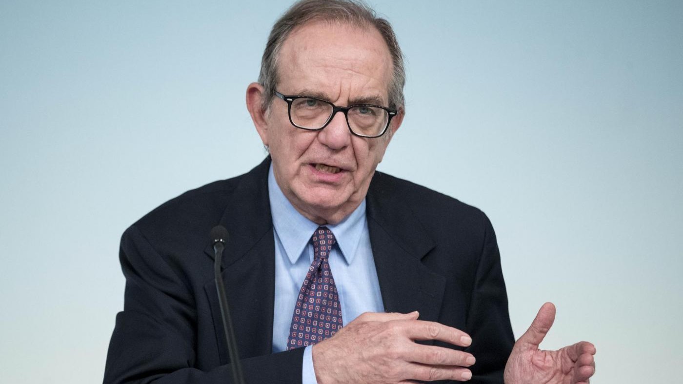 Padoan all’Ue: “Manovra in linea con il Patto di stabilità”