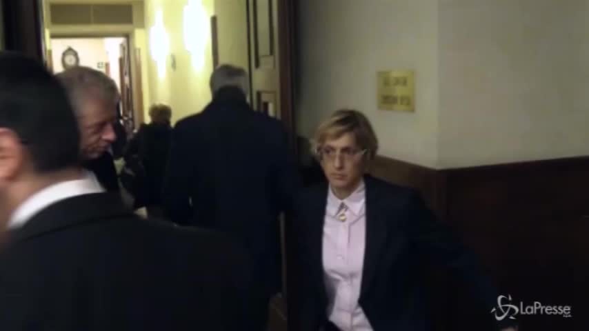 Senato, Ghedini e Bongiorno si incontrano al momento delle firme