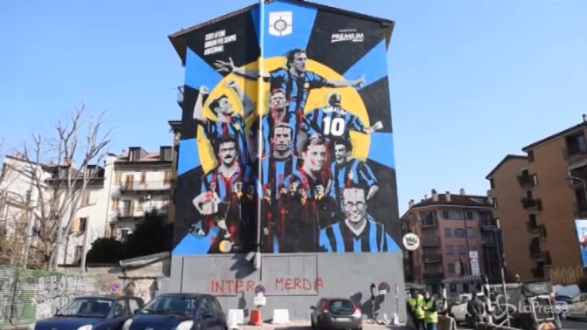 Vandali imbrattano murales dell’Inter