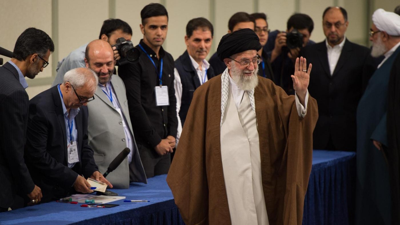 Iran, ayatollah Khamenei: “Usa nemico numero uno di Teheran”