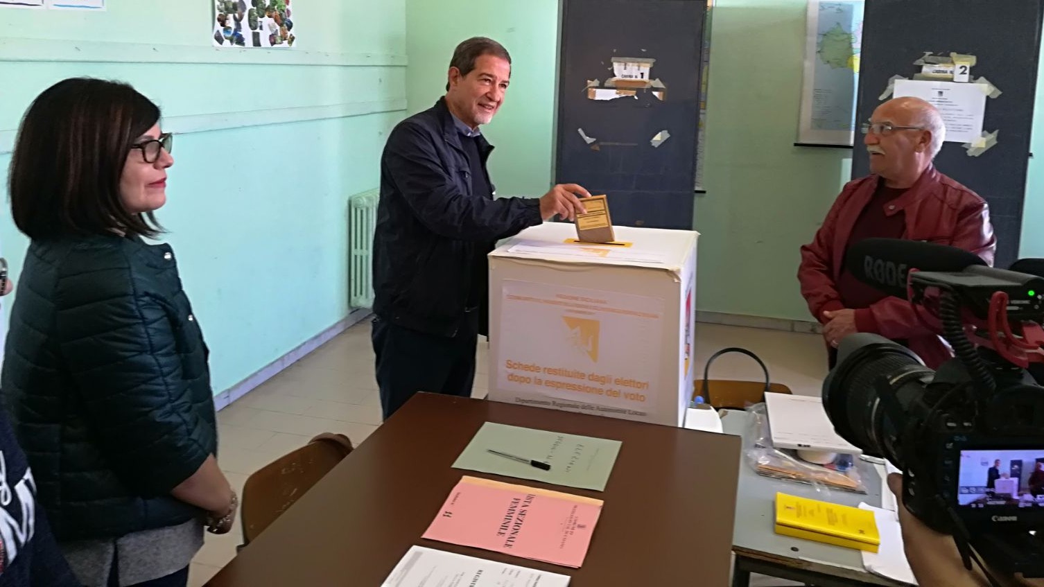 Urne aperte in Sicilia: oltre quattro milioni di elettori al voto per le Regionali
