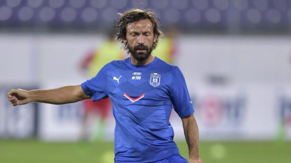 Da Buffon a Totti, il tributo a Pirlo: “Campione unico, grazie Maestro”