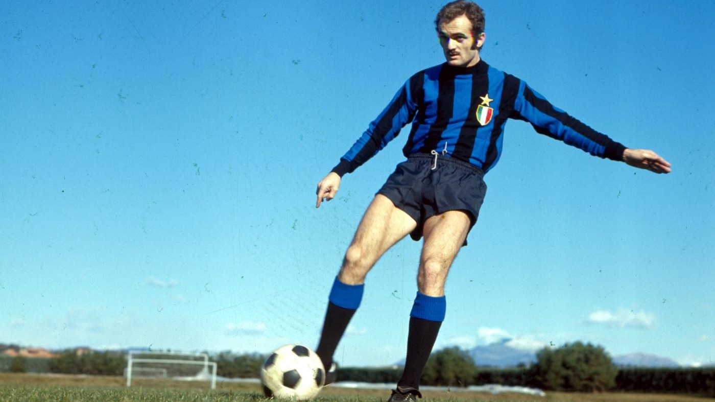 Calcio, Sandro Mazzola spegne 75 candeline: una vita per il pallone