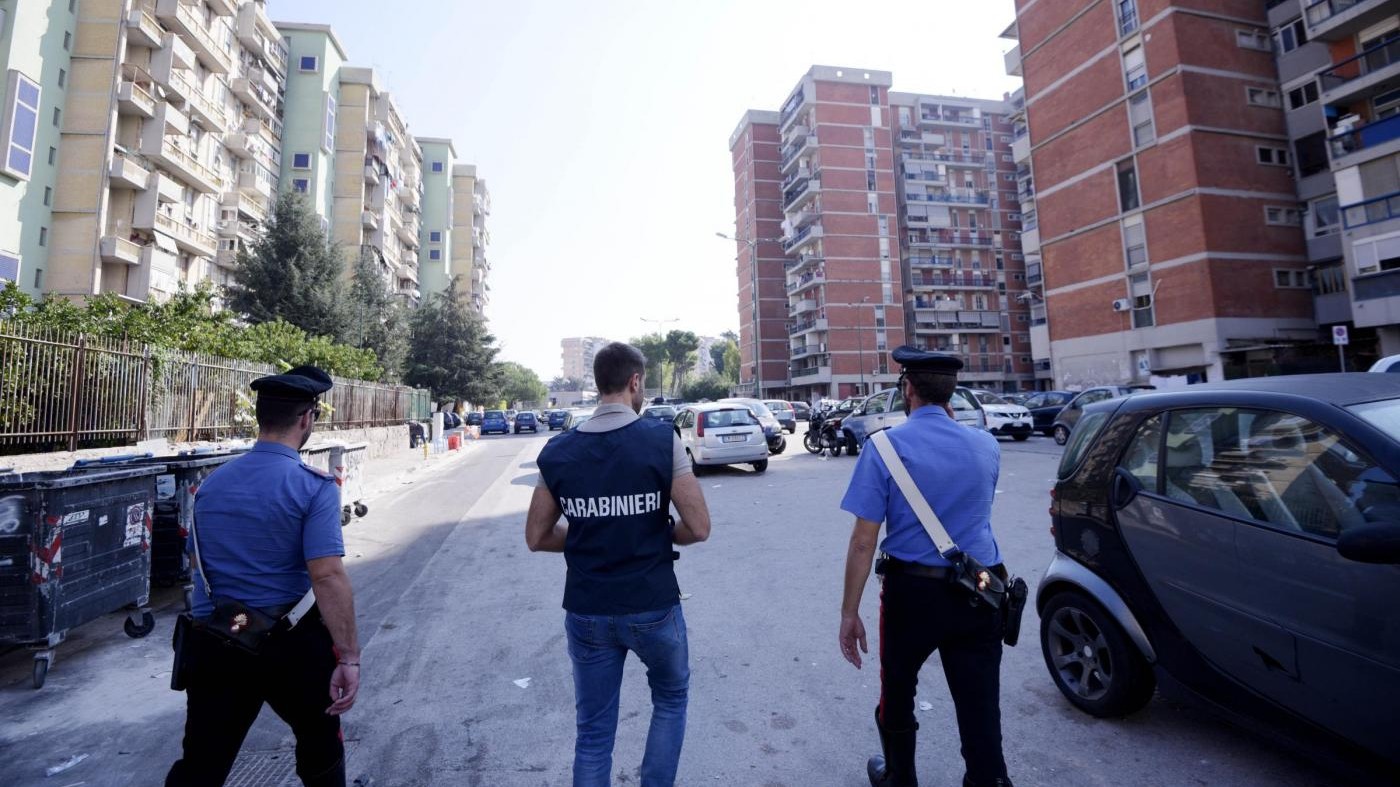 Cosenza, indagati 33 insegnanti con diplomi falsi