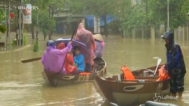 Vietnam: Hoi An sott’acqua dopo il tifone