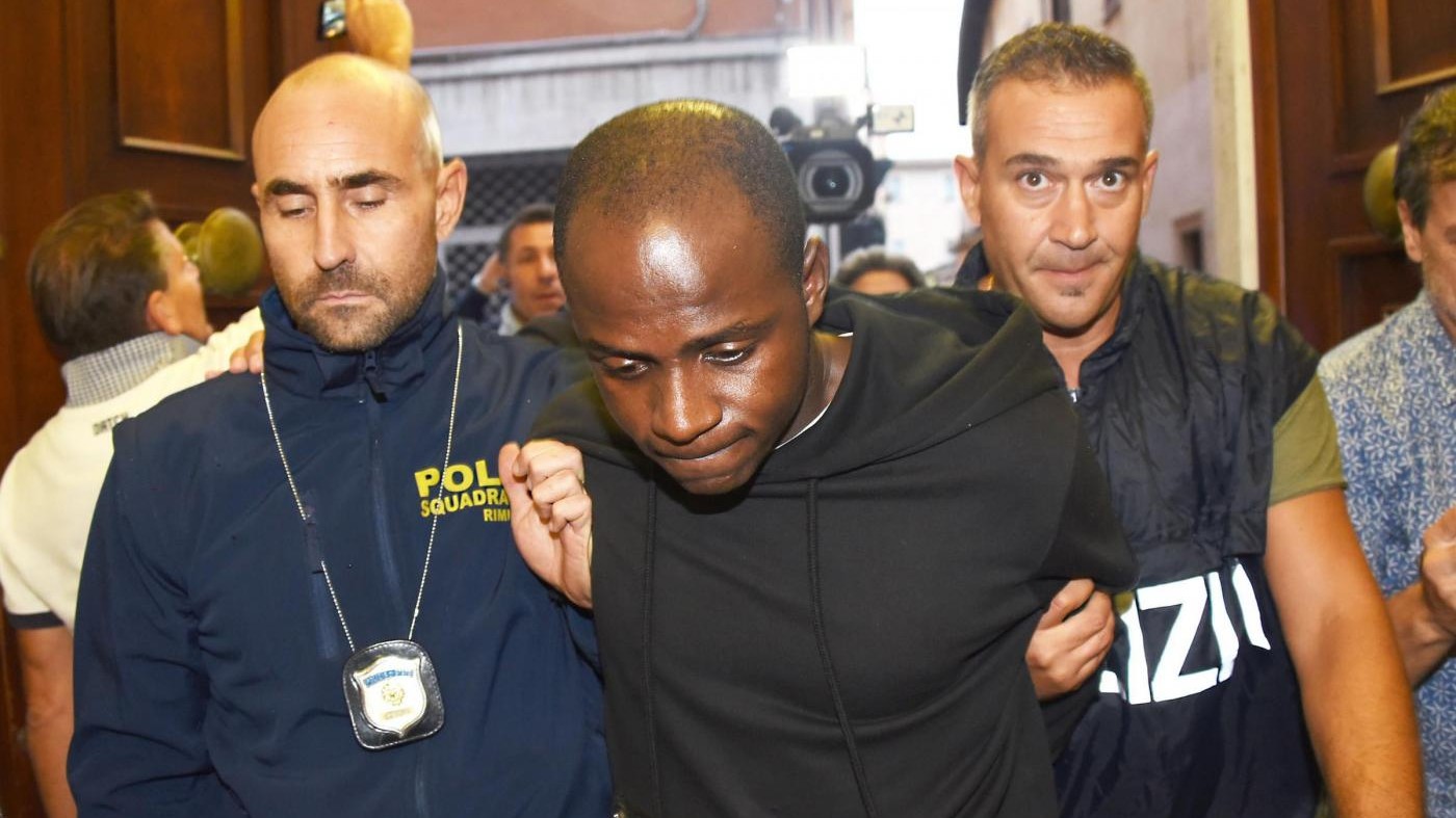 Rimini, Butungu condannato a 16 anni per i due stupri