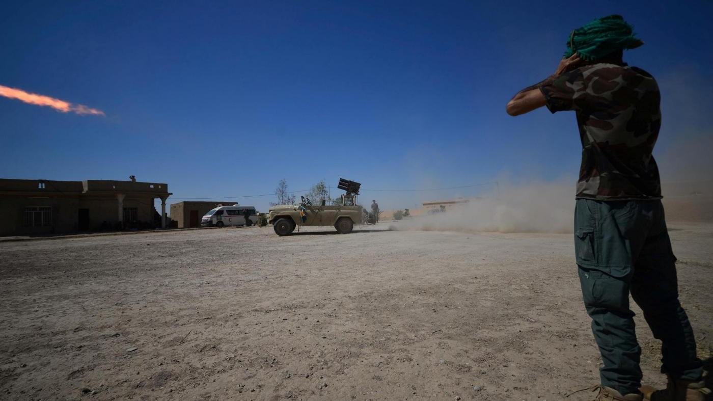 Iraq, fosse comuni con 400 corpi vicino ad Hawija in ex zona occupata da Isis