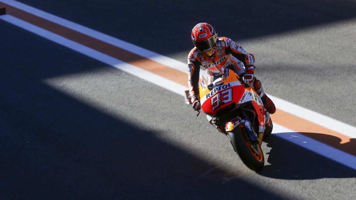 Valencia, Dovizioso si ritira: Marquez campione del mondo