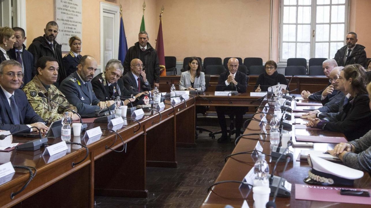 Comitato sicurezza a Ostia, Minniti: “Via mafia e criminalità”