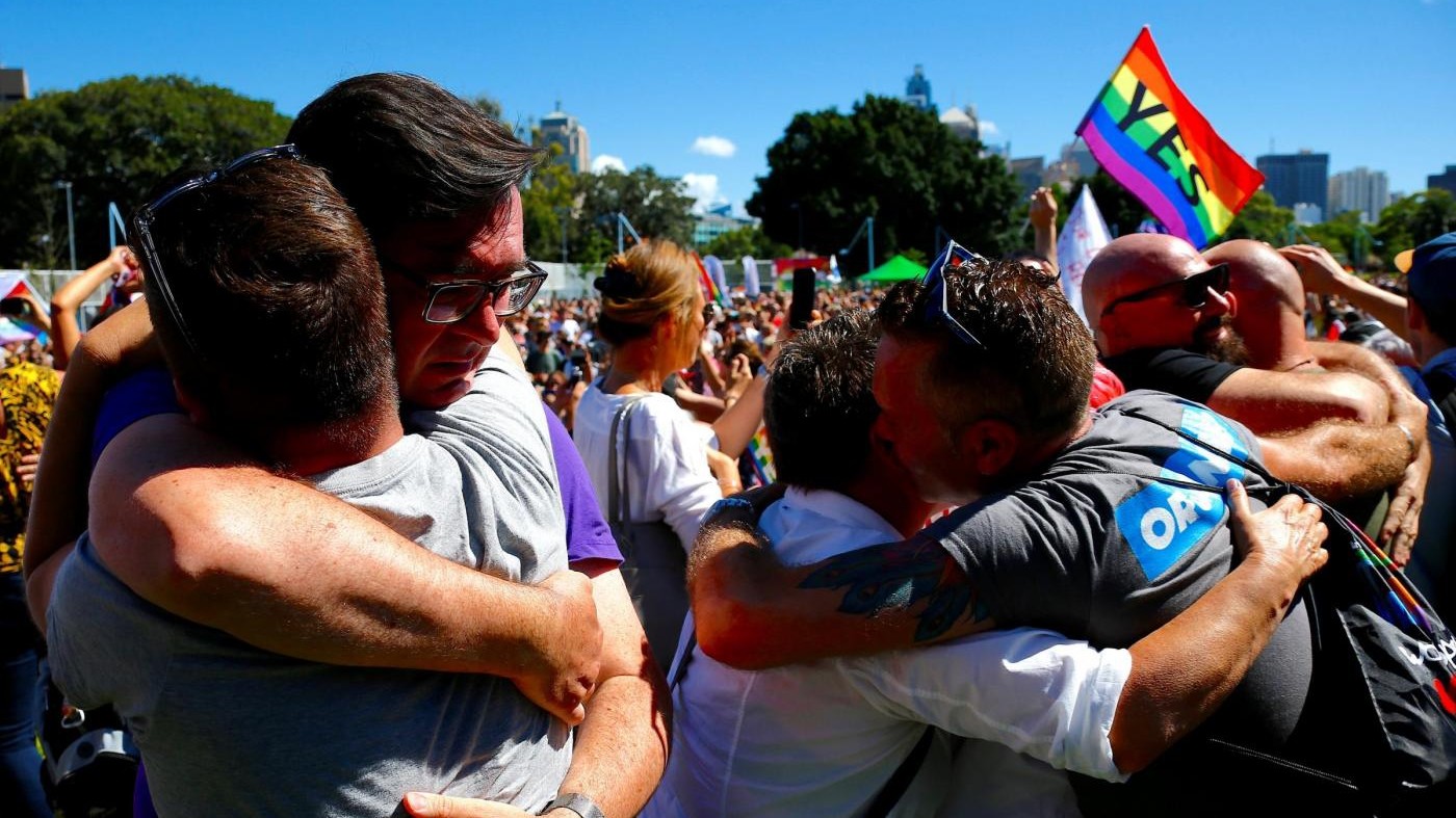 Australia, sì a nozze gay in referendum: festa arcobaleno a Sydney