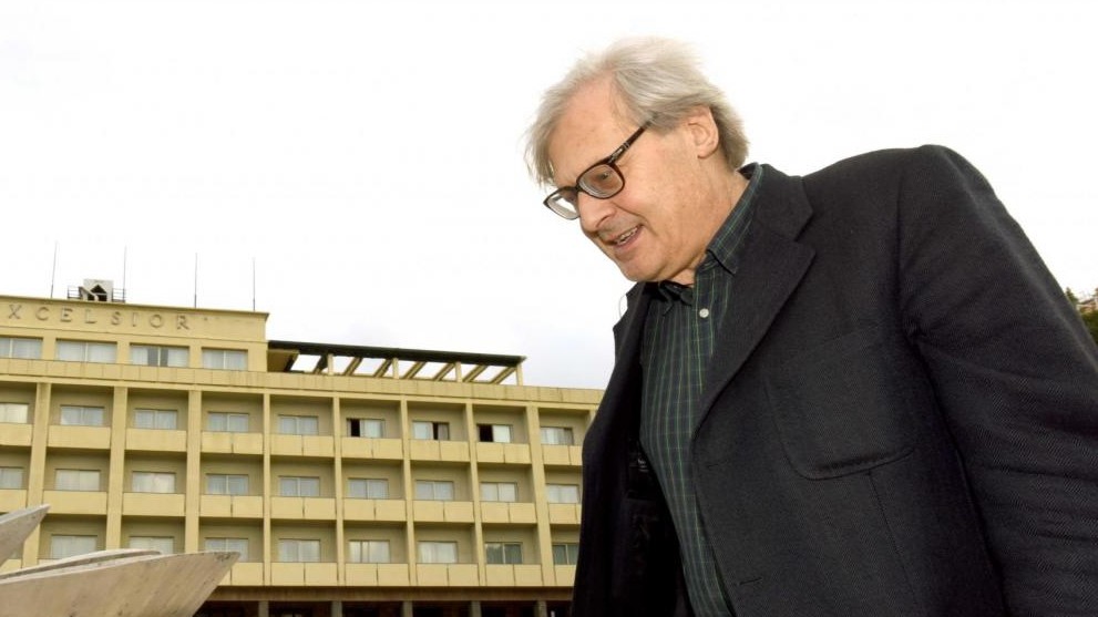 Sgarbi si confessa a Gomez: “Berlusconi mi dava 13 milioni al giorno”