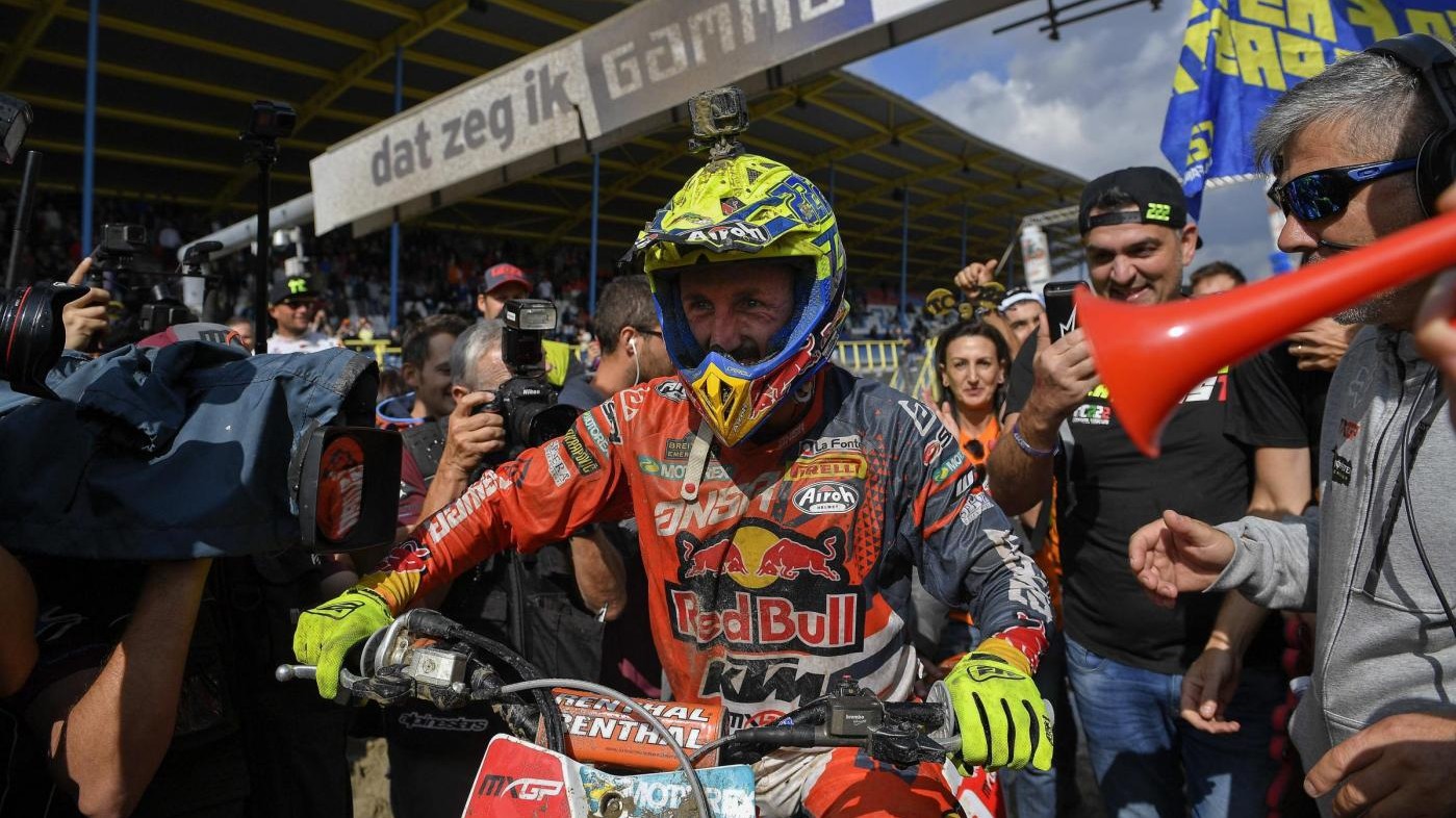 FOTO Tony Cairoli festeggia il nono titolo mondiale