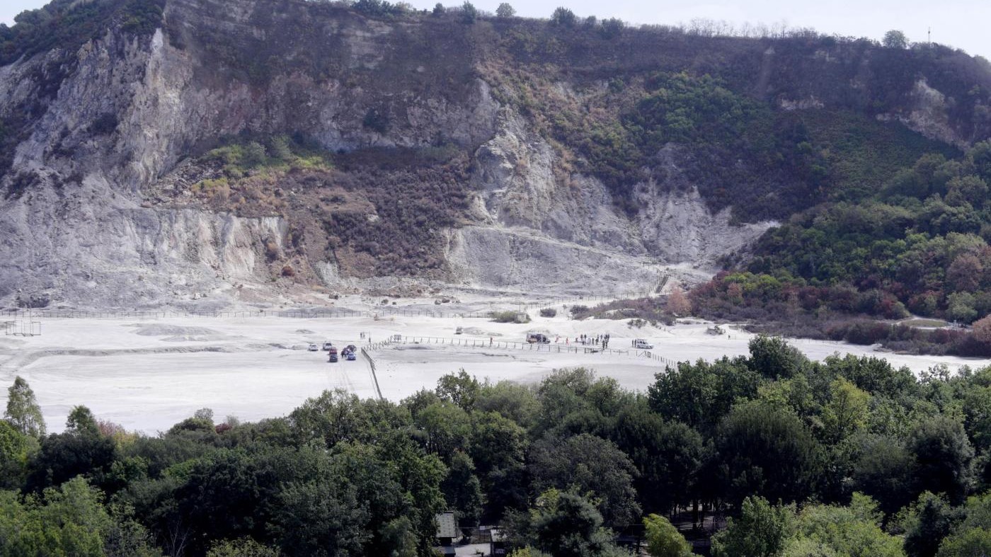 Pozzuoli La Tragedia Della Solfatara Lapresse