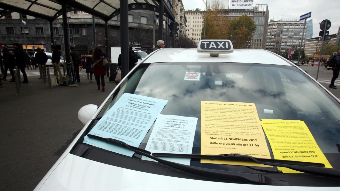 Non c’è accordo al governo: sciopero dei taxi in tutta Italia