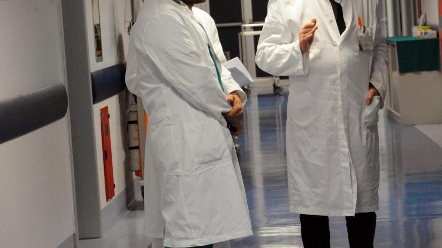Diciassettenne muore di meningite in ospedale a Imola