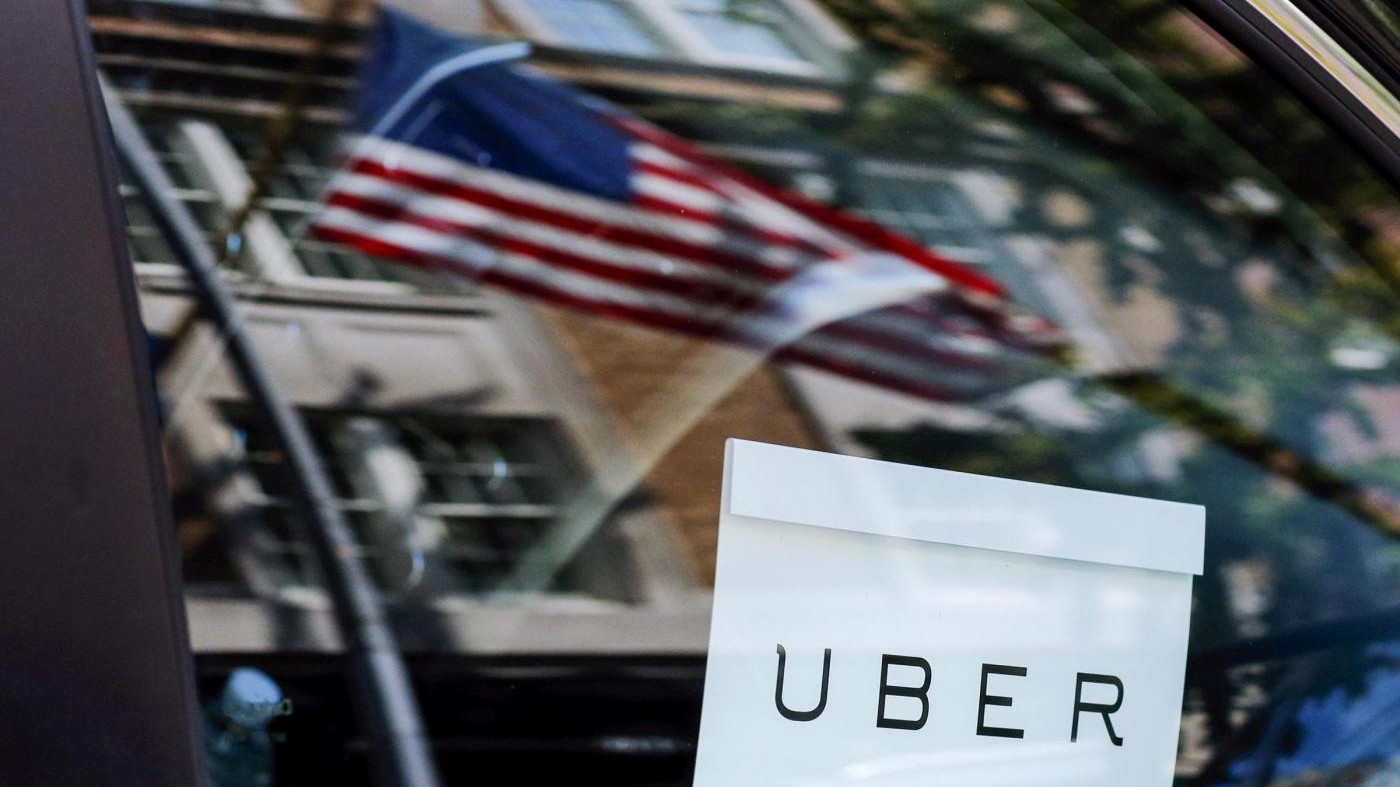 Uber, rubati i dati di 57 milioni di utenti. L’azienda ha pagato il riscatto
