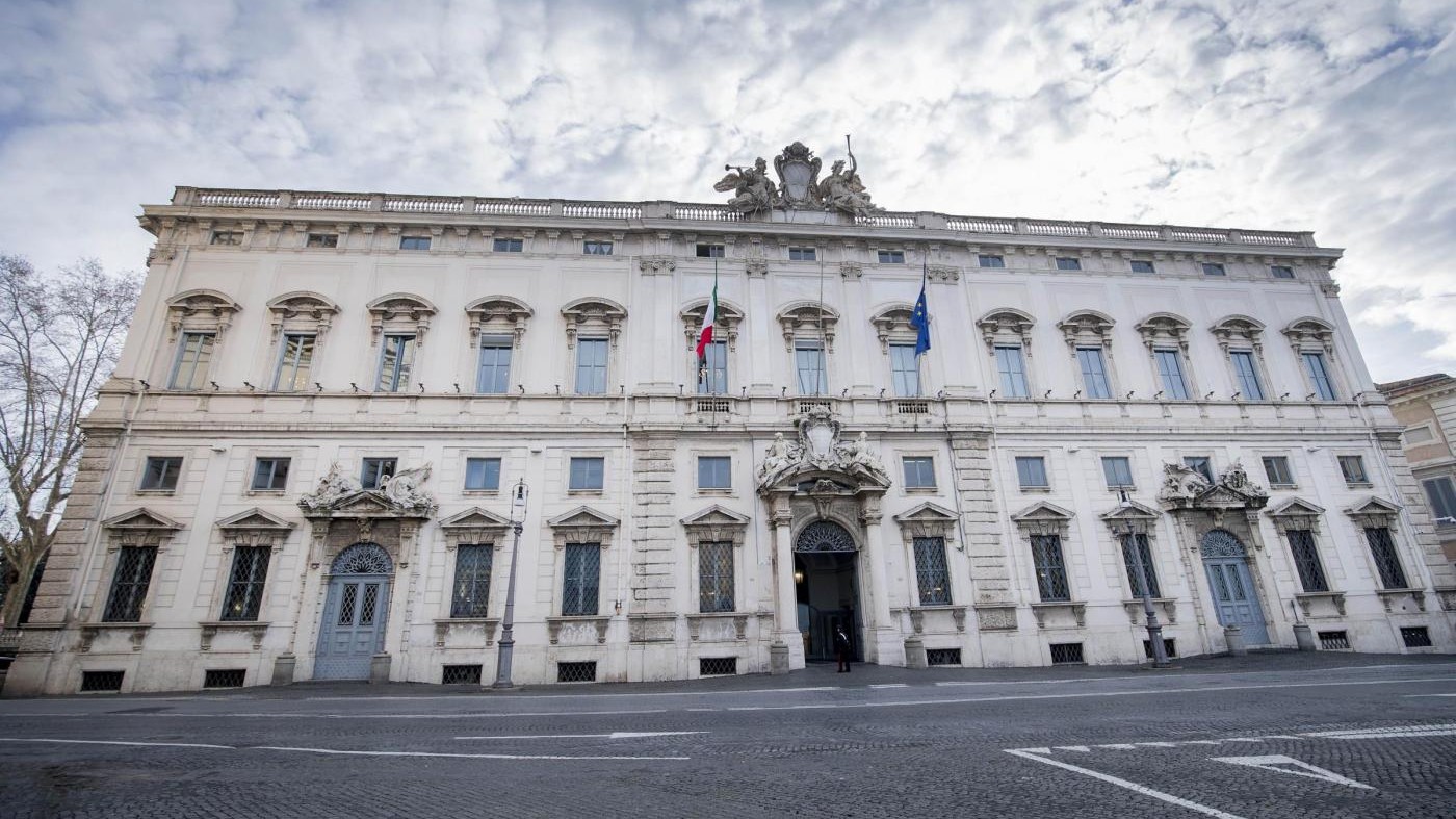 Dieci vaccini obbligatori e sanzioni ridotte. Ecco il decreto
