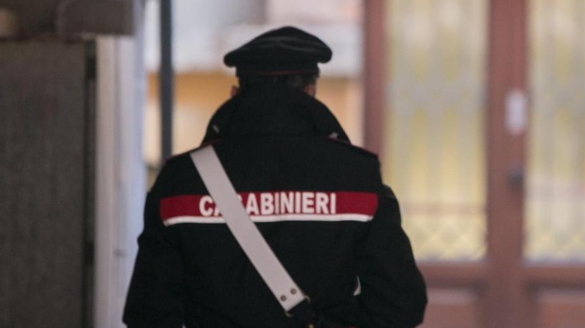 Stupro Firenze, legale carabiniere: “È bel ragazzo, non ha bisogno di violentare”