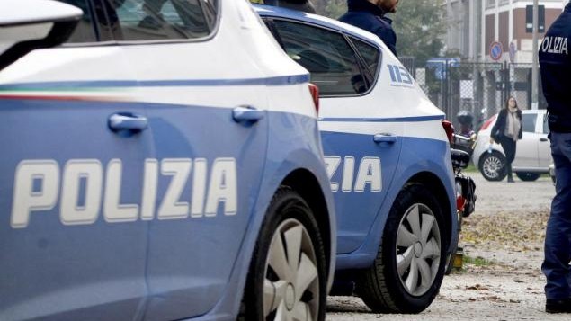 Roma, stupra ragazza in condominio sulla Casilina: arrestato