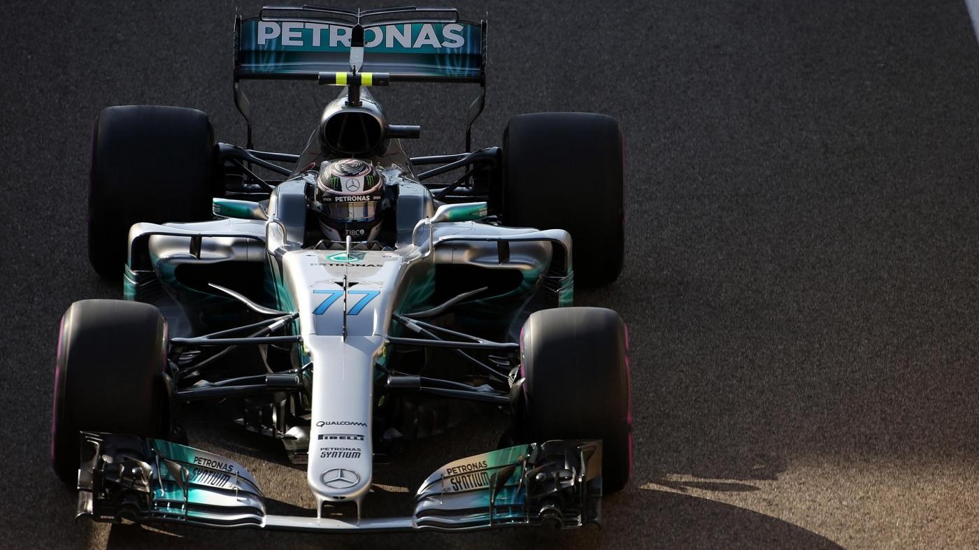 F1, Gp Abu Dhabi: pole Bottas davanti ad Hamilton, Vettel terzo