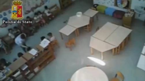 Maltrattamenti negli asili: dopo Vercelli, chieste le telecamere. Cosa ne pensate?