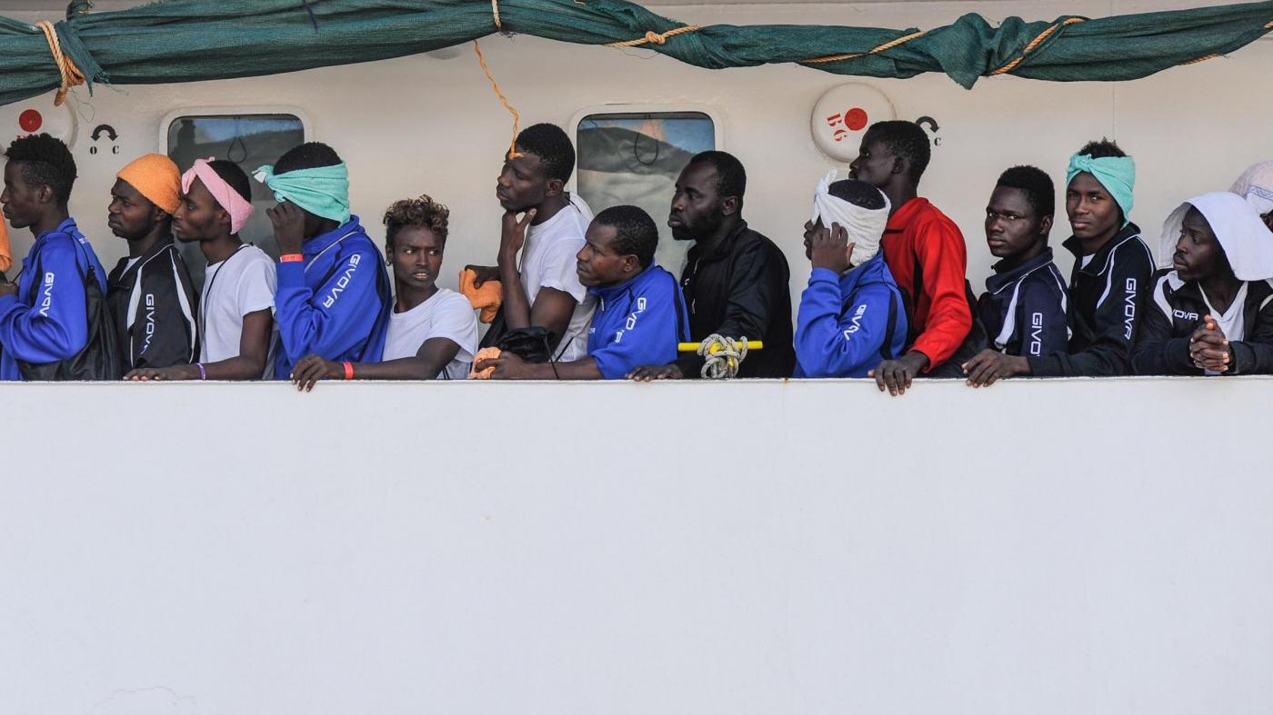 Migranti, sbarchi in calo del 32% rispetto al 2016