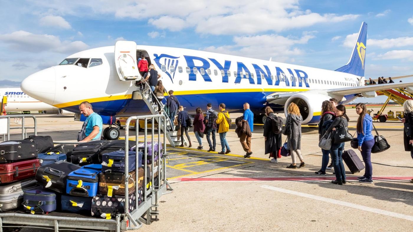 Ryanair a rischio multa: per Antitrust non informa passeggeri