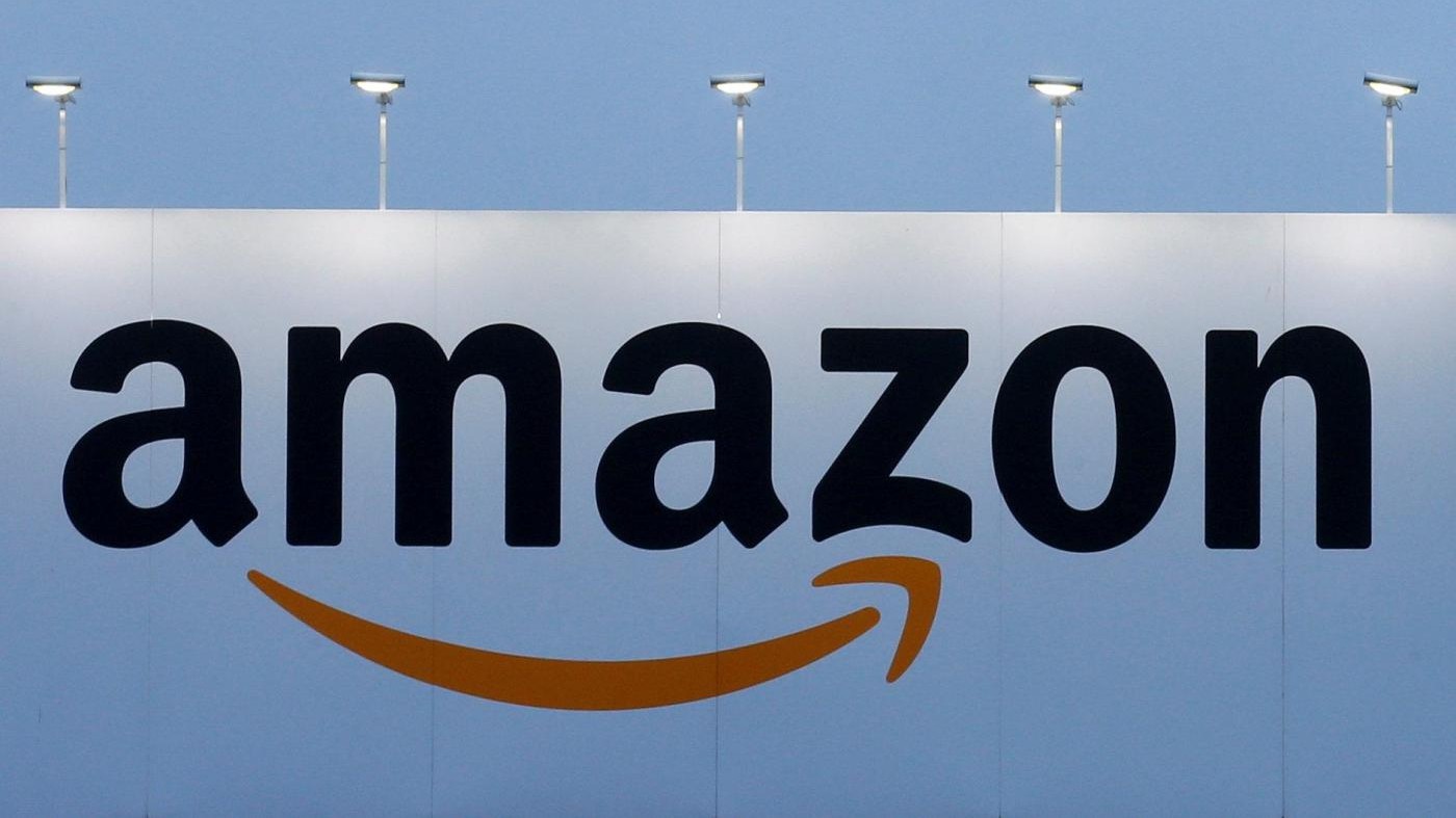 Agcom diffida Amazon: “Regolarizzare i servizi postali”