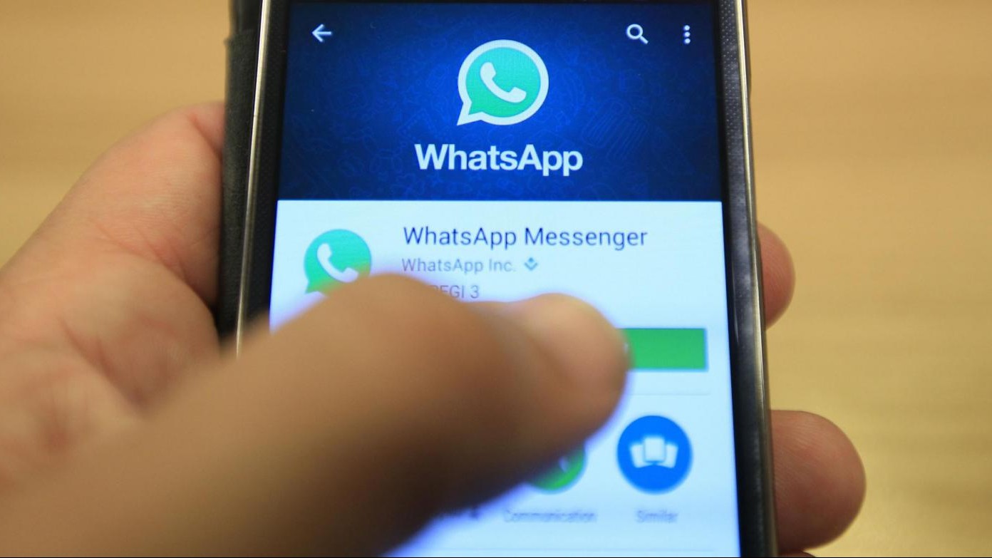 Espulsi due giovani: incitavano al jihad su WhatsApp