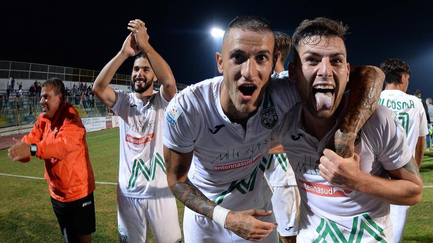 Serie C, Casertana-Monopoli 0-3