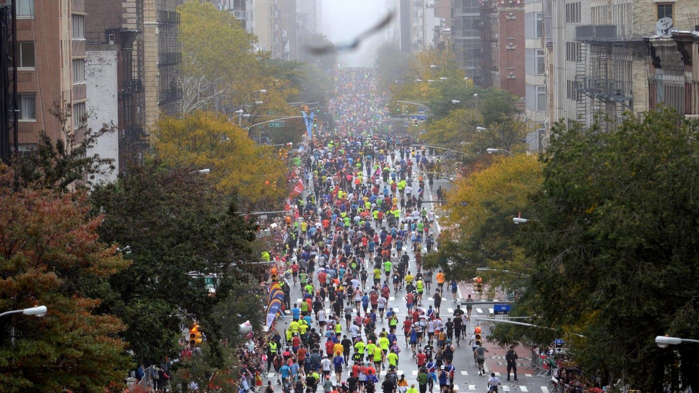 Maratona New York, il fiume di runner a Manhattan. Vincono Kamworor e Flanagan