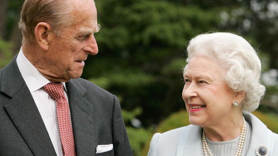 Elisabetta II e Filippo coppia da record: insieme da 70 anni