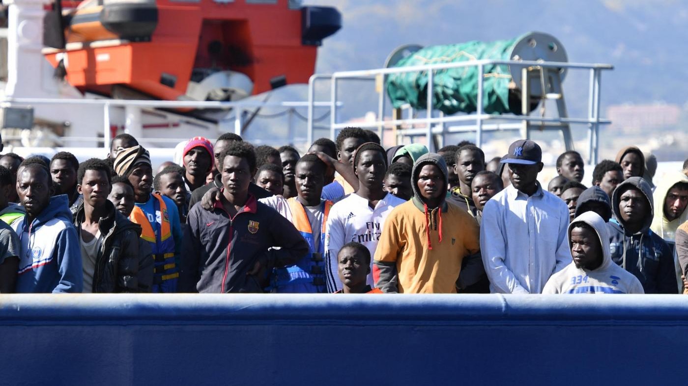 Migranti, Ong: Indignati per gli attacchi. M5S: Vogliamo chiarezza