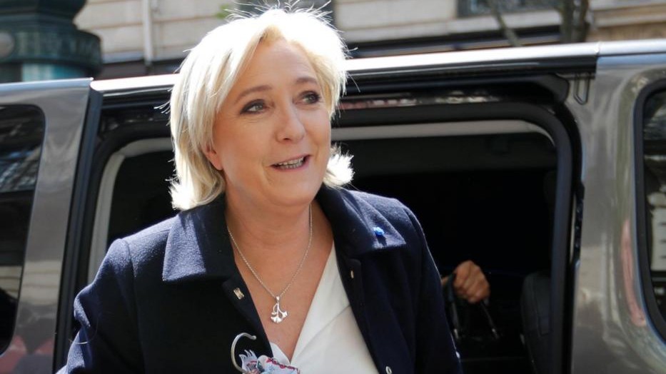 Uso scorretto fondi: Europarlamento inizia iter per revoca immunità Le Pen