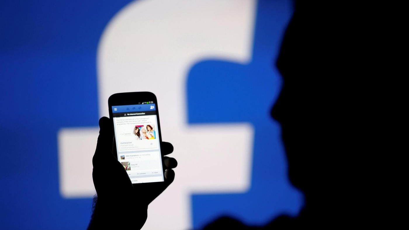 Facebook denuncia: Governi sul social per diffondere fake news