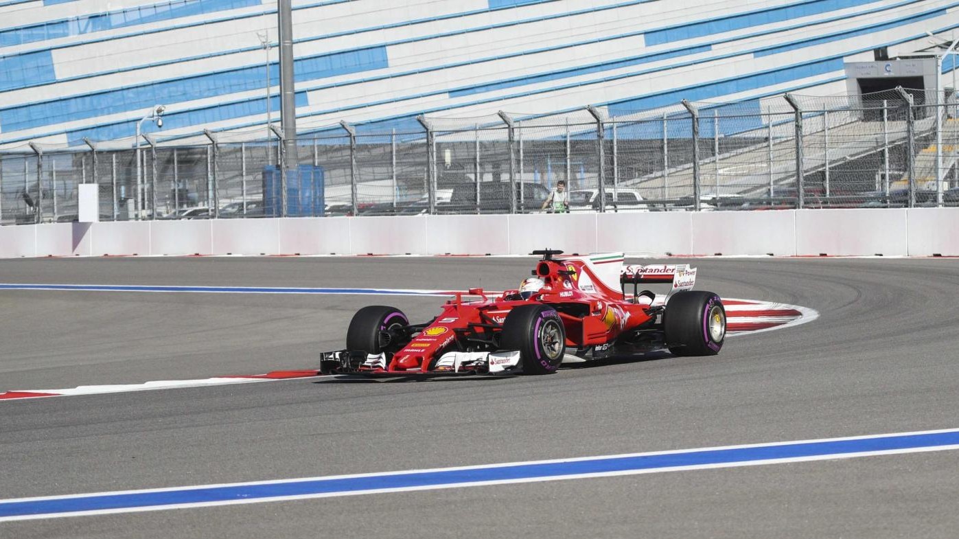 F1, Gp Russia: Ferrari in vetta in ultime  libere, 4° Hamilton