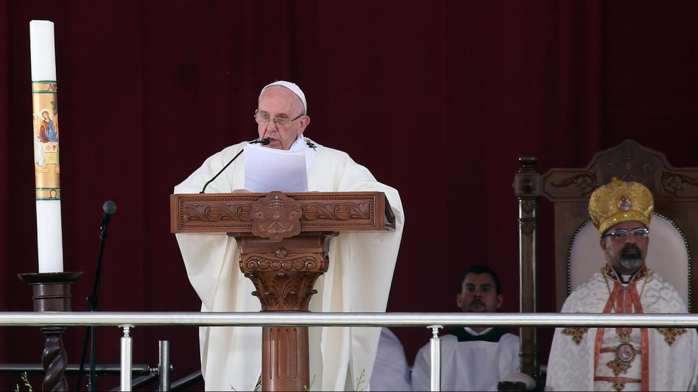 Il Papa torna dall’Egitto: Sul caso Regeni la Santa Sede si è mossa