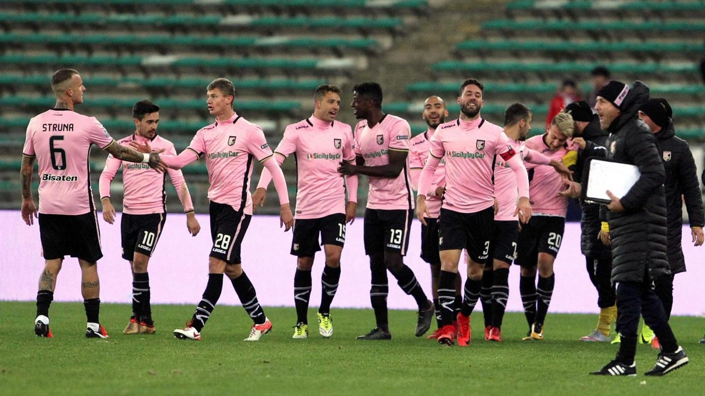 Serie B, Bari-Palermo 0-3 | IL FOTORACCONTO