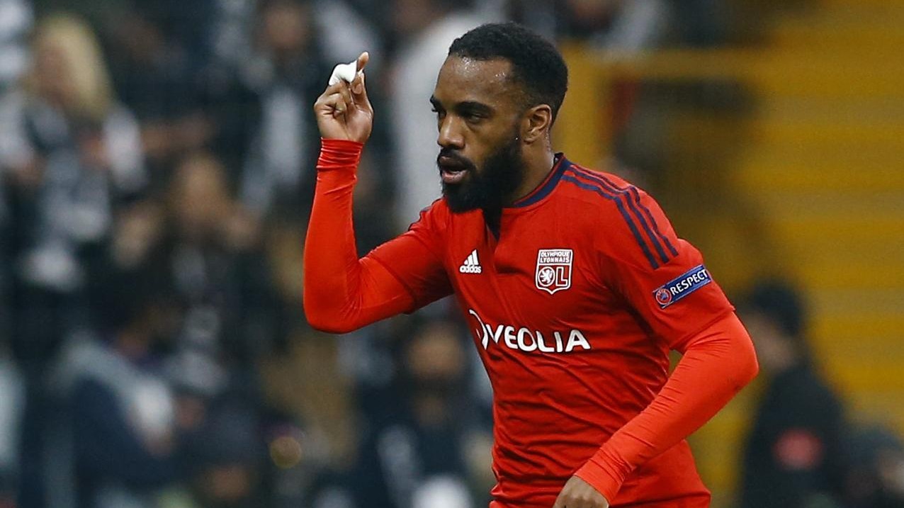 Dalla Francia: Juventus pensa a Lacazette per l’attacco