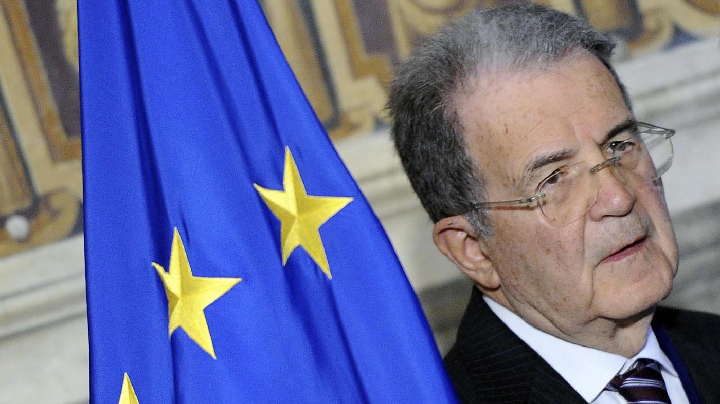Francia, Prodi: Se vince Le Pen non sarebbe sopportabile per Ue