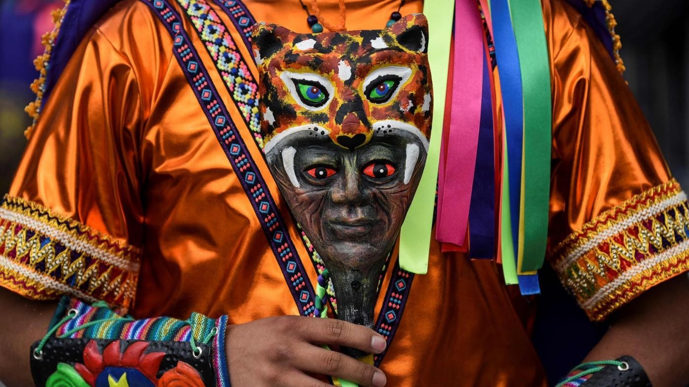 “Canto alla Tierra”, i mille colori del Carnevale colombiano