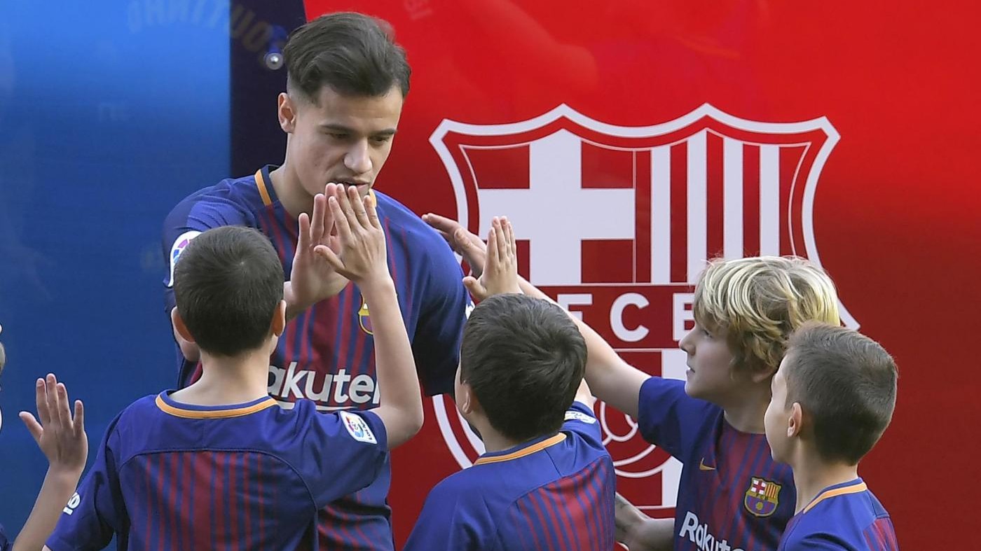 Coutinho, le prime immagini con la maglia del Barca
