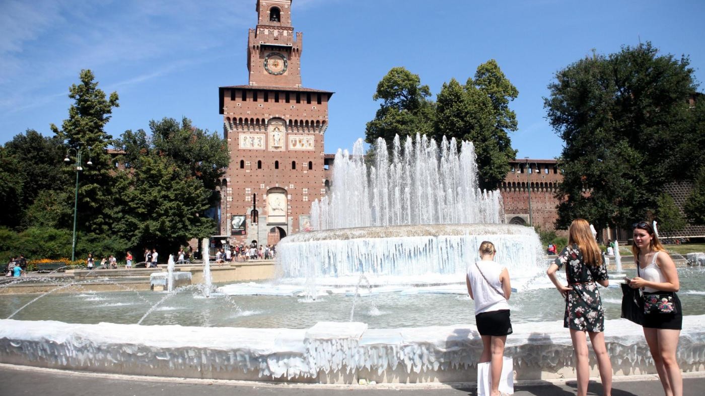 Milano, arriva ‘Il Trono di Spade’: ghiaccio sul Castello Sforzesco