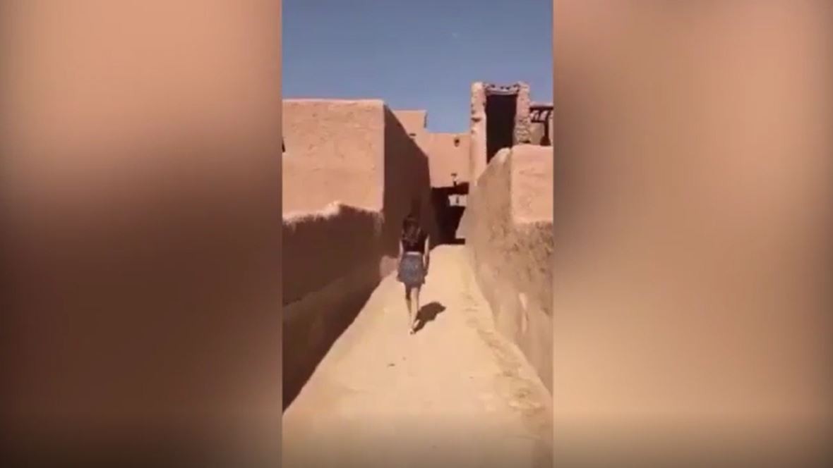 Arrestata in Arabia Saudita: passeggiava in minigonna
