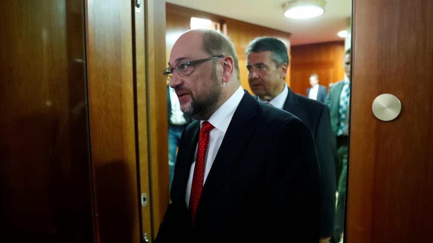 Schulz: “Ridistribuire i migranti. Ne parlerò con Paolo Gentiloni”